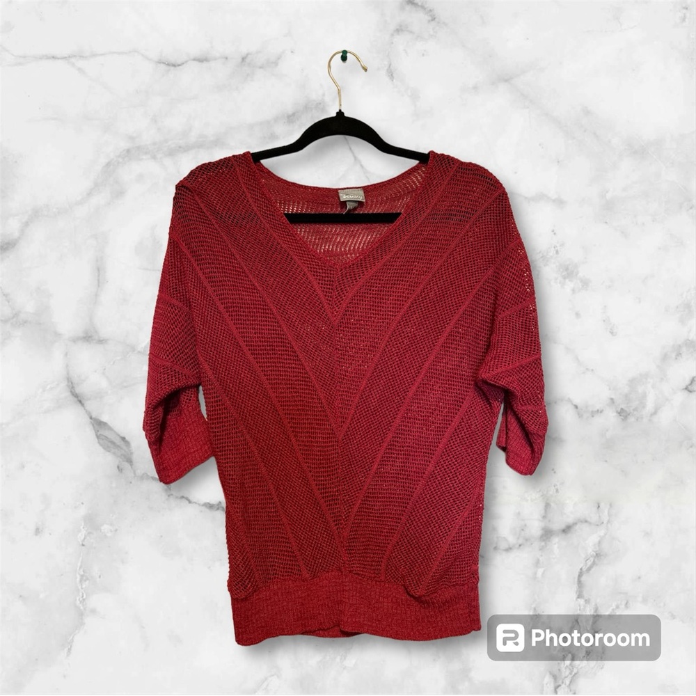 NWOT Vanity Open Knit Half sleeve sweater